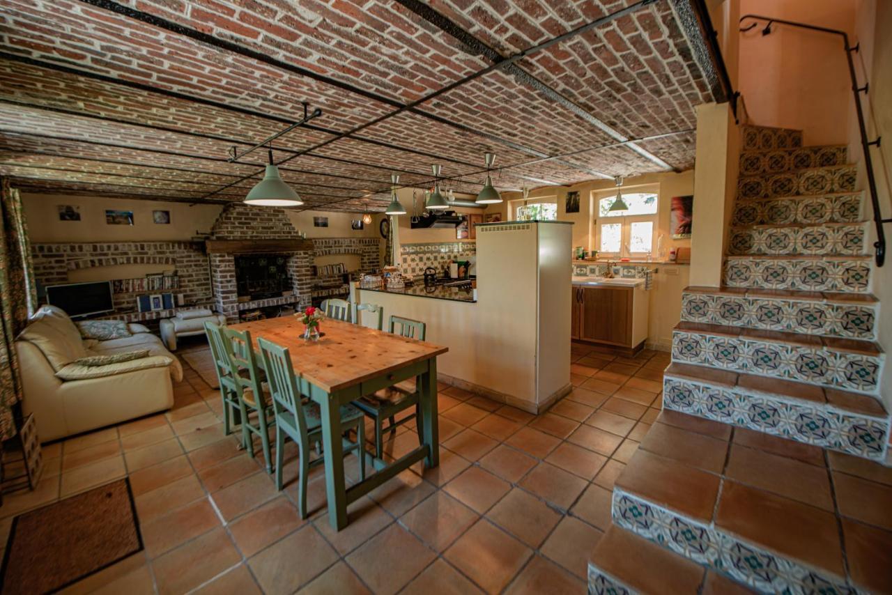 Holiday Home Les Plachettes Flobecq Exterior foto
