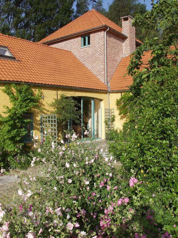 Holiday Home Les Plachettes Flobecq Quarto foto